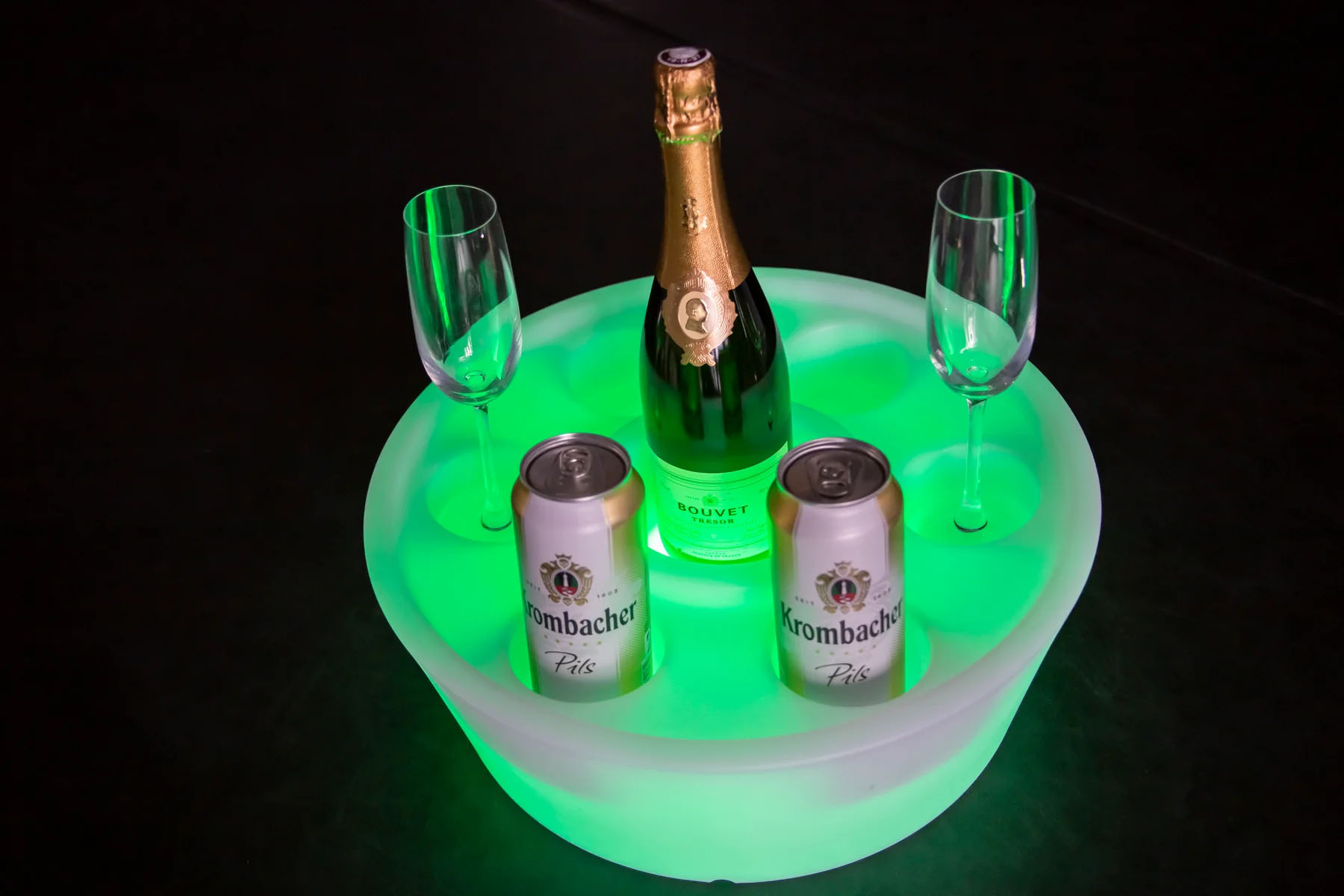 LED Pool Bar - Den ultimate LED-flytebaren til spabad og basseng!